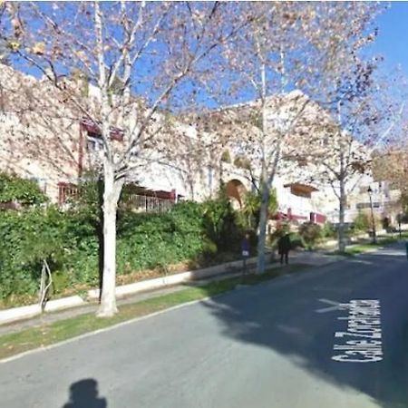 Apartamentos Serrallo, Parking Gratuito Y Cocina, Alhambra Y Playa Granada Bagian luar foto