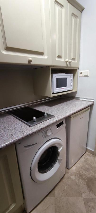 Apartamentos Serrallo, Parking Gratuito Y Cocina, Alhambra Y Playa Granada Bagian luar foto